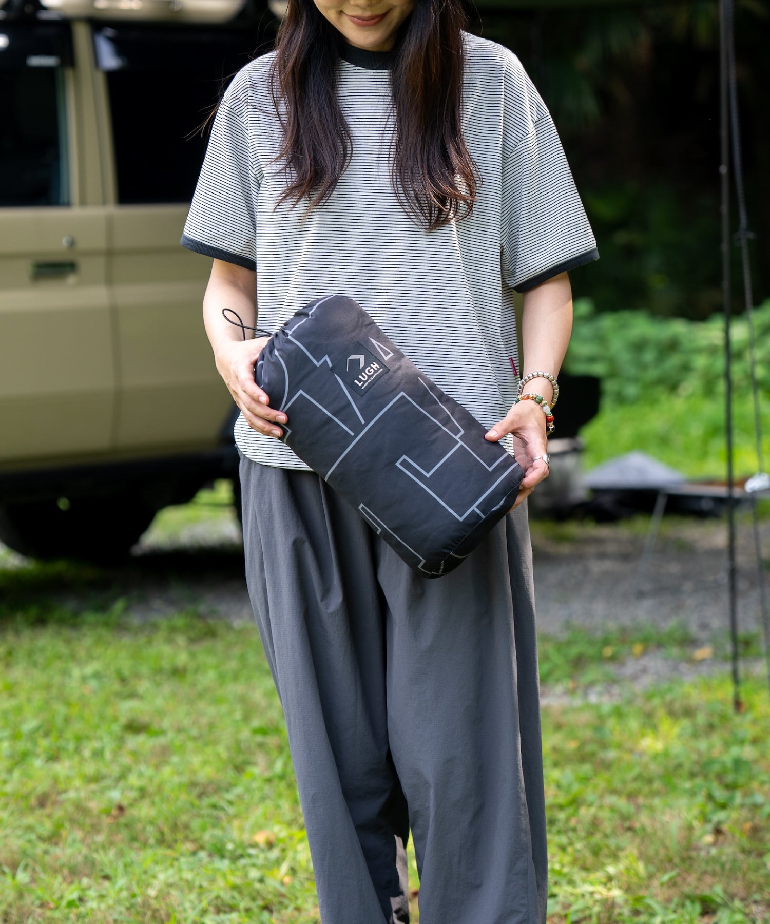 受注商品】LUGH × TARPtoTARP 魔法瓶ブランケット Ver.2026 / XS