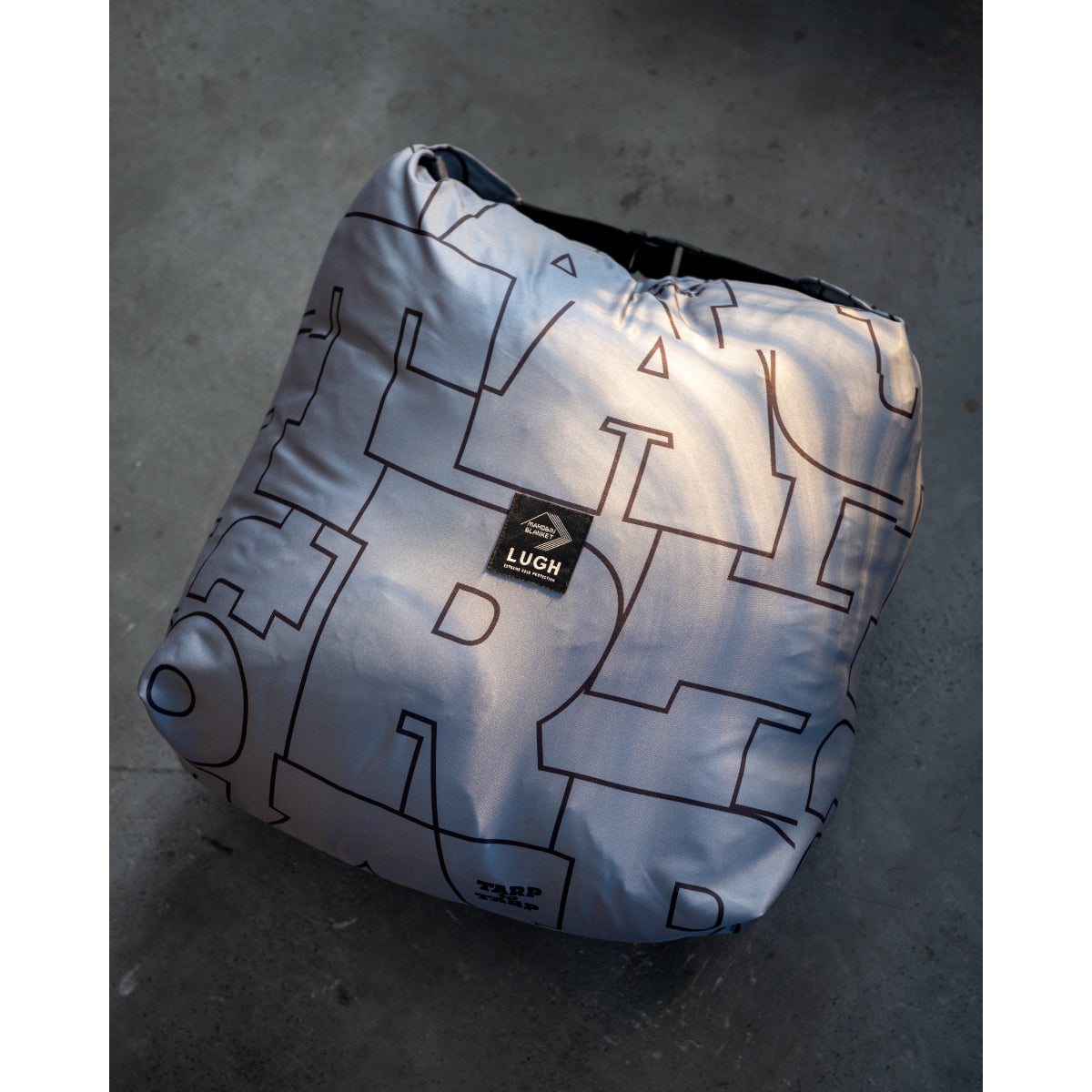 【新品未開封】LUGH × TARPtoTARP 魔法瓶ブランケット S Lmain_3aa4ffe4-2cf3-4cf3-b714-