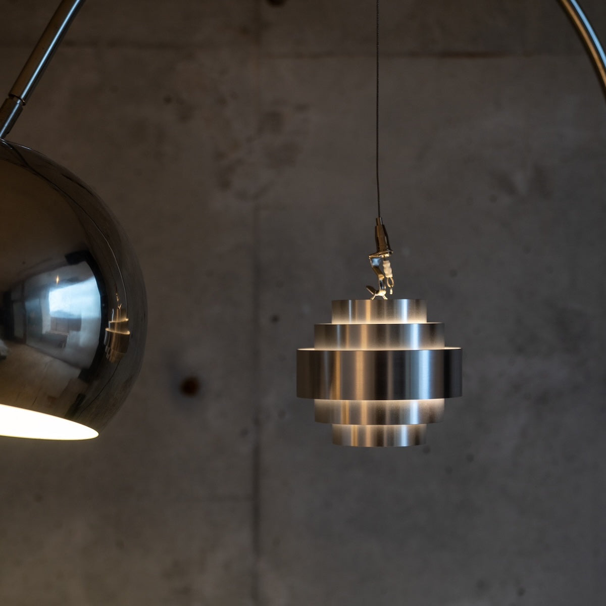 ROVE TROUPE _ECHO LAMP "SILVER"